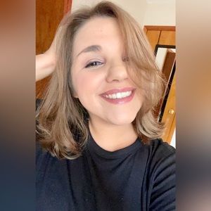 Meet your Posher, Karissa